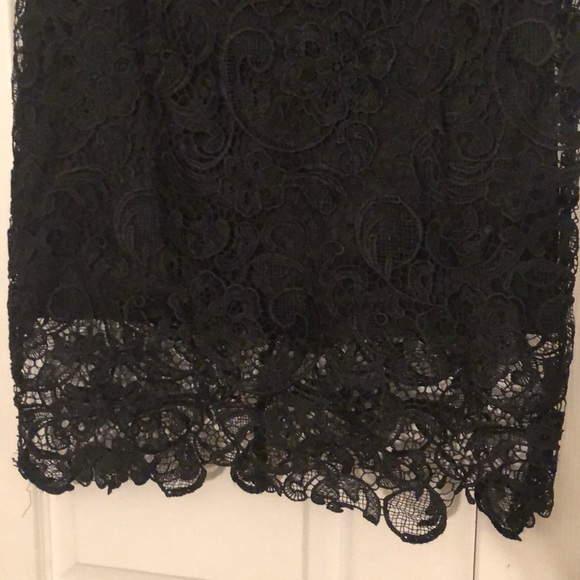 NWOT Forever 21 black lace pencil skirt - Picture 2 of 5
